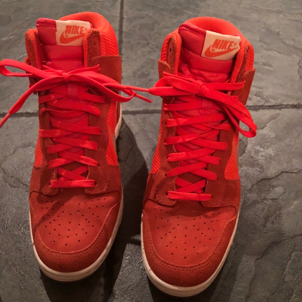 Nike Women’s Dunk Sky HI Wedge Sneakers